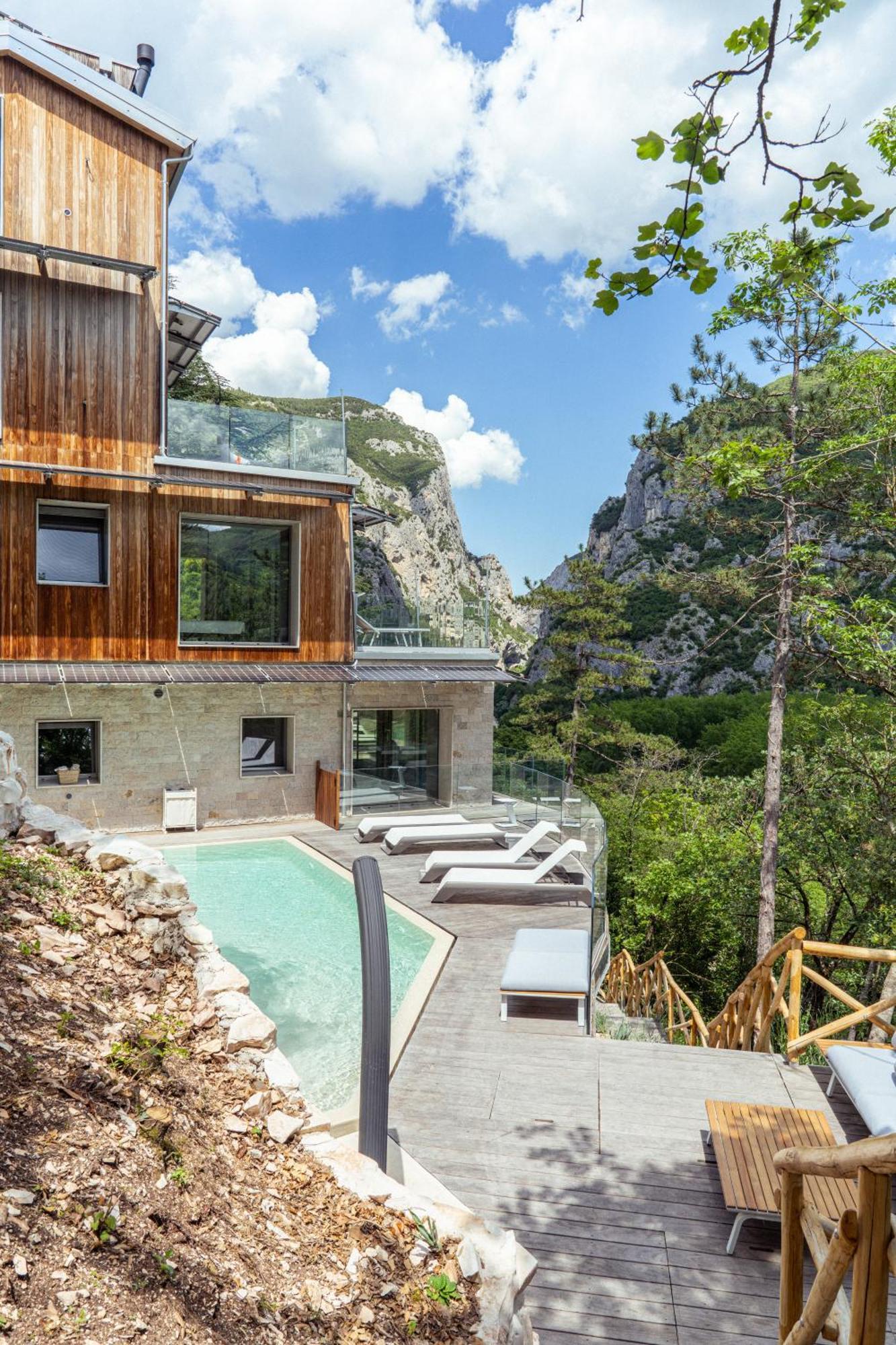La Forestale Luxury Ecolodge Piano Terra- Appt Acqualagna Zewnętrze zdjęcie